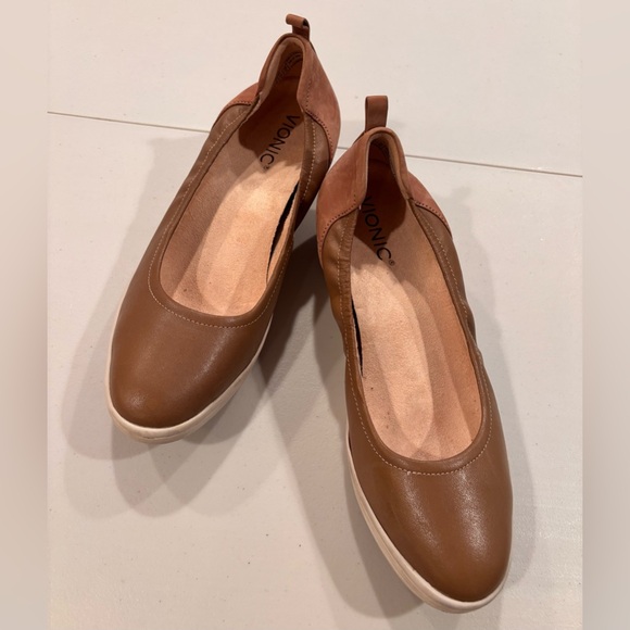 Vionic Shoes - Vionic | ladies Jacey wedge slip on shoes. Size: 8
